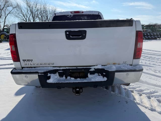 Image of Chevrolet 1500 equipment image 3