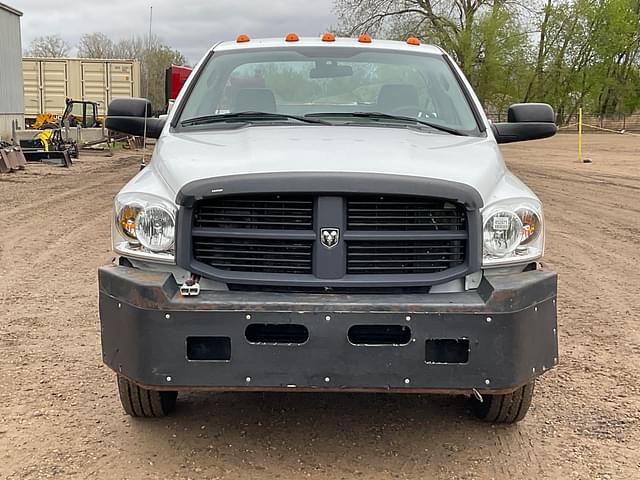 Image of Dodge Ram 3500HD equipment image 1