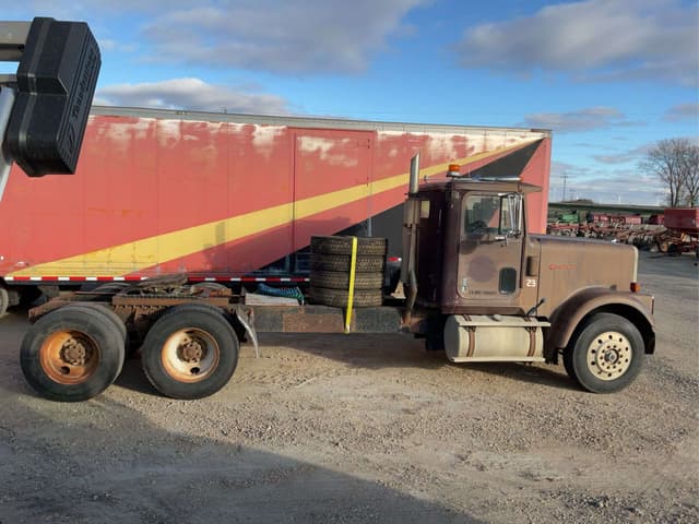 Image of International F9370 equipment image 3