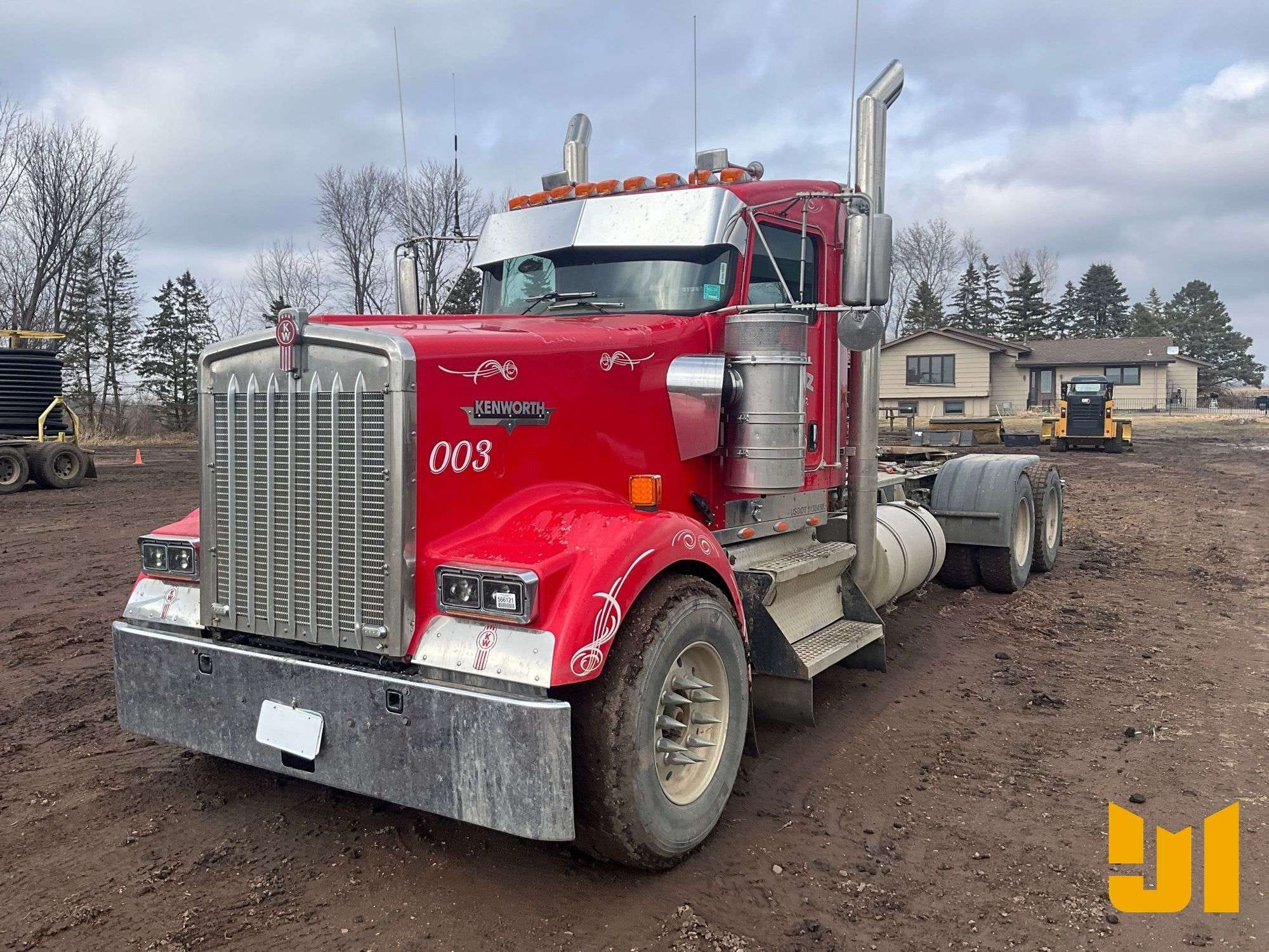 2003 Kenworth W900 Equipment Image0