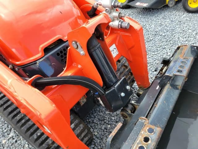 Image of Kubota SCL1000 equipment image 3