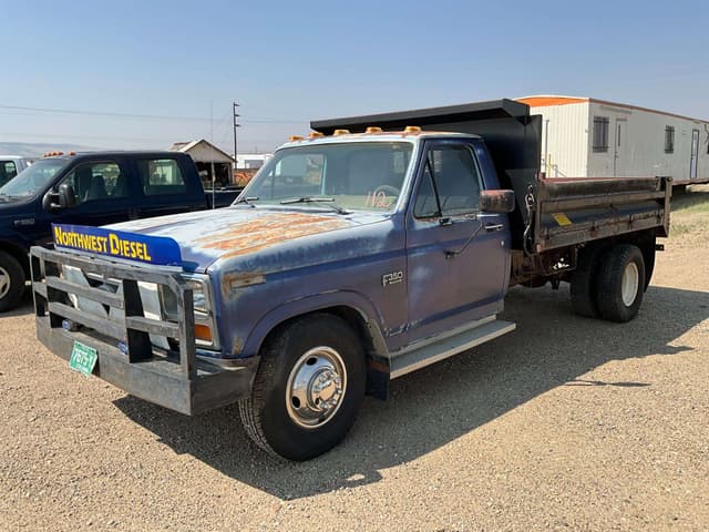 Image of Ford F-350 equipment image 1