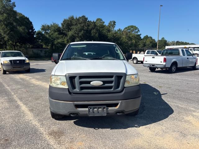 Image of Ford F-150 equipment image 1