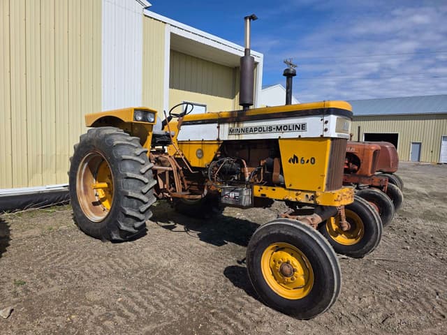 Image of Minneapolis-Moline M670 equipment image 1