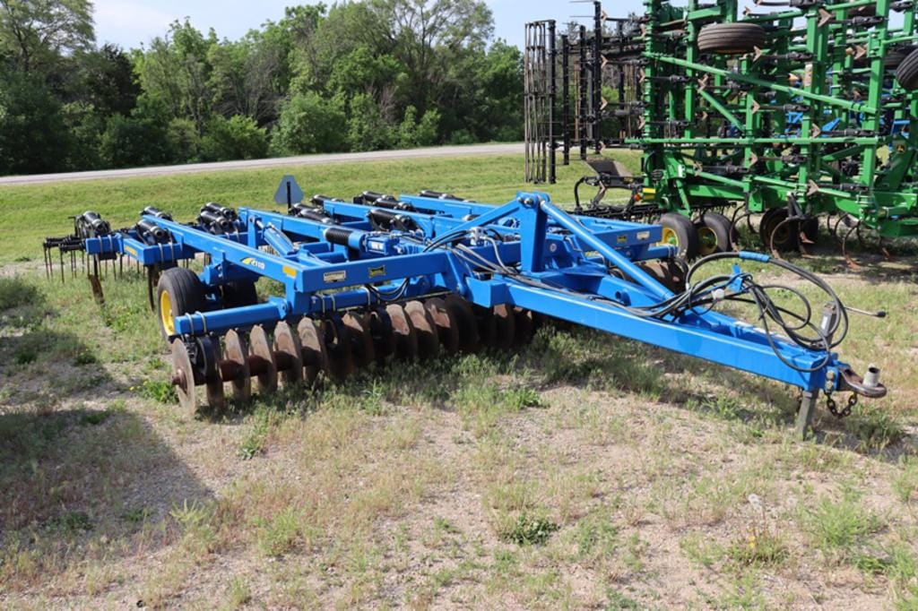 Main image Landoll 2110