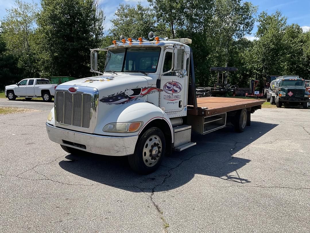 Image of Peterbilt 330 Primary image