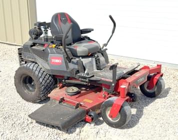 Main image Toro Titan