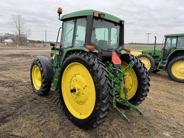 Image of John Deere 6410 equipment image 1