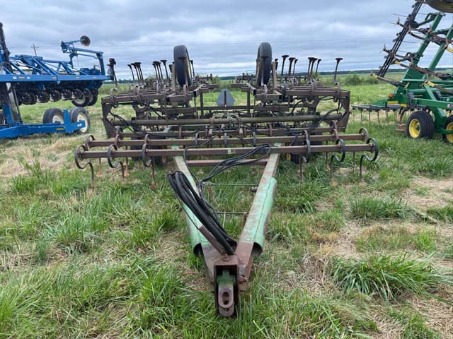 Image of John Deere 940 equipment image 1