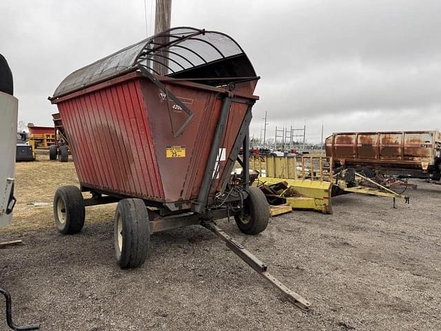 Image of United Farm Tools 4200 equipment image 4