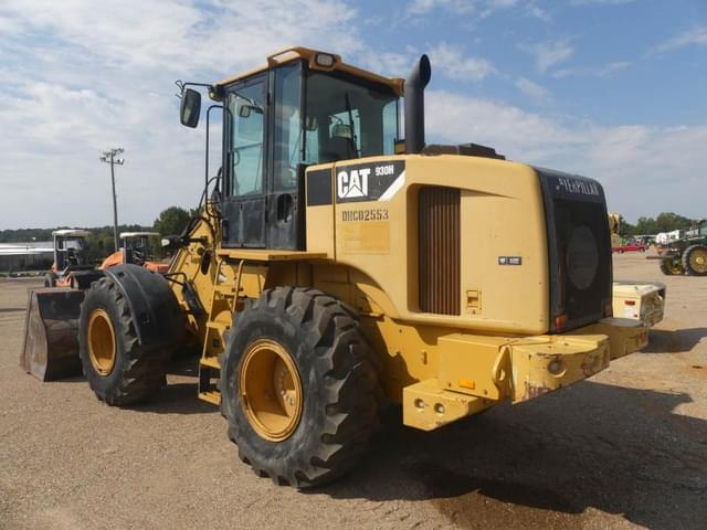 Image of Caterpillar 930H equipment image 3