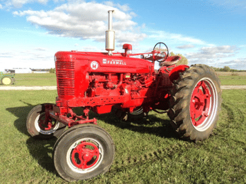 Main image Farmall Super M