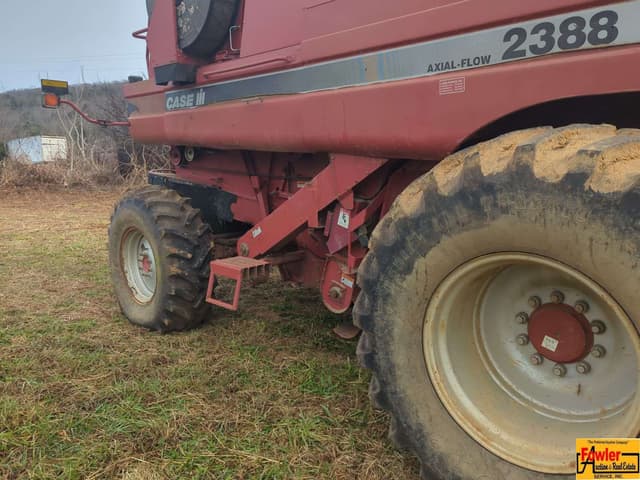 Image of Case IH 2388 equipment image 2