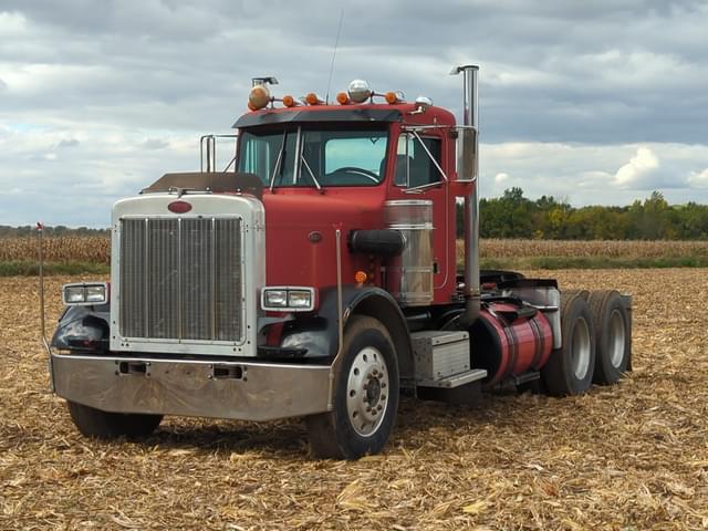 Image of Peterbilt 359 equipment image 1