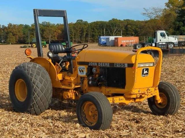Image of John Deere 2155 equipment image 2