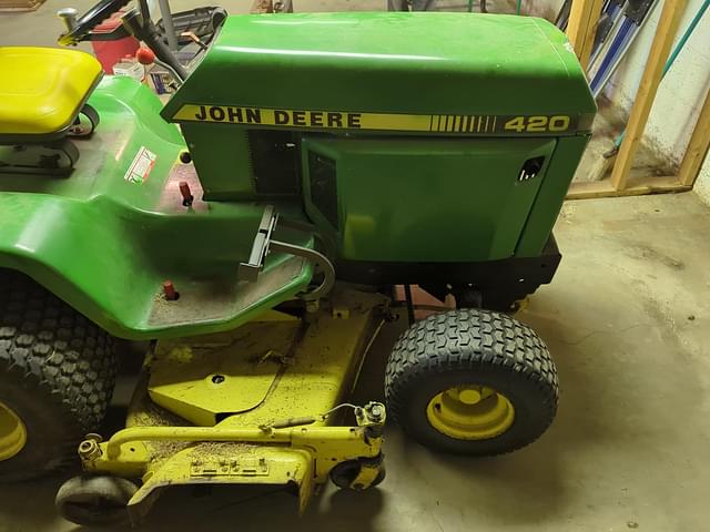 Image of John Deere 420 equipment image 2