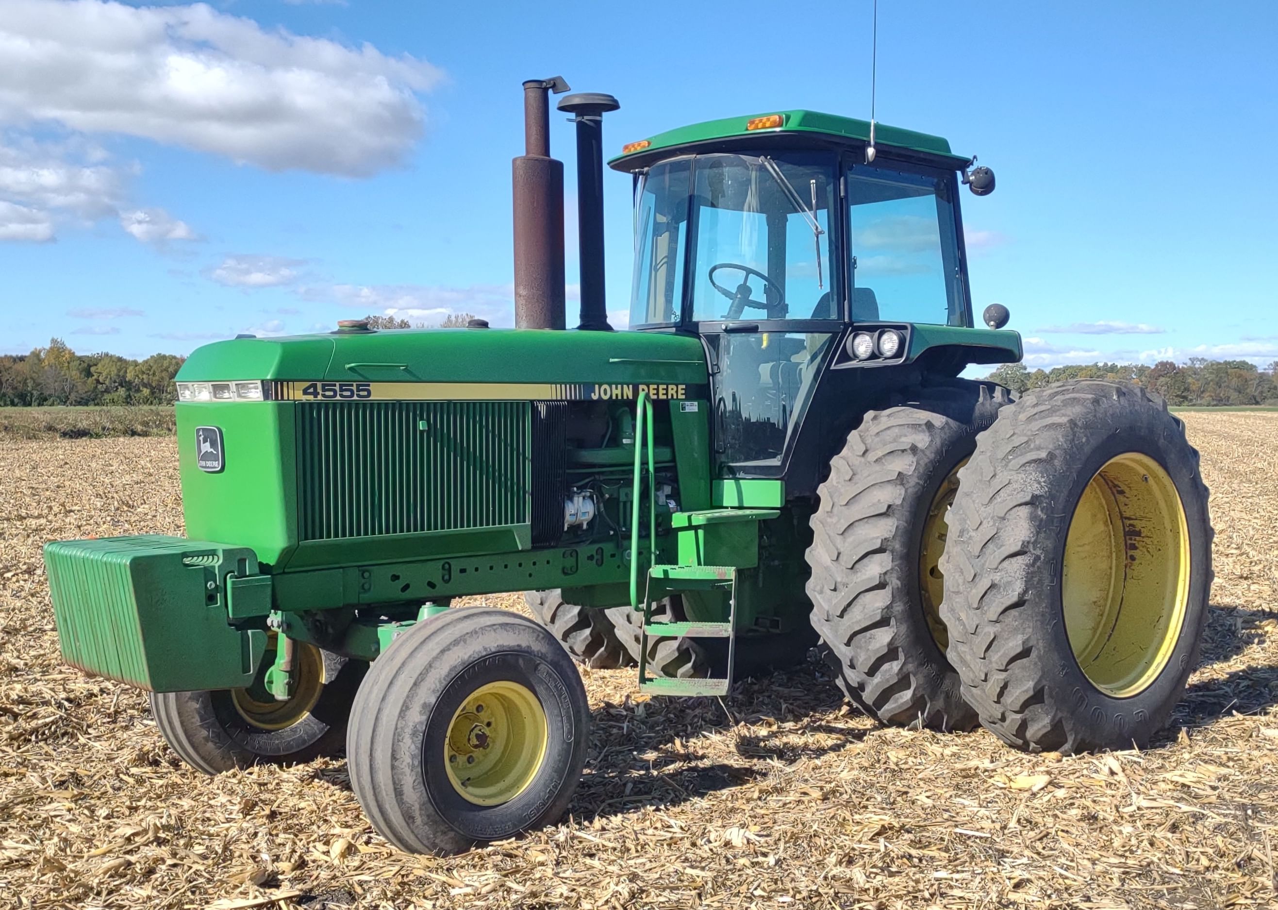 John Deere 4555 Equipment Image0