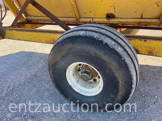 Image of Big 12 900 equipment image 3