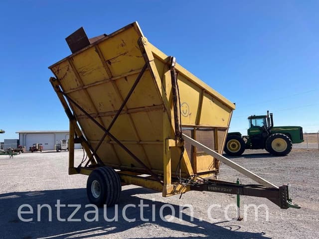 Image of Big 12 900 equipment image 2