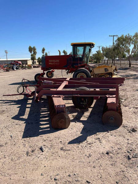 Strathmore H7139 Equipment Image0