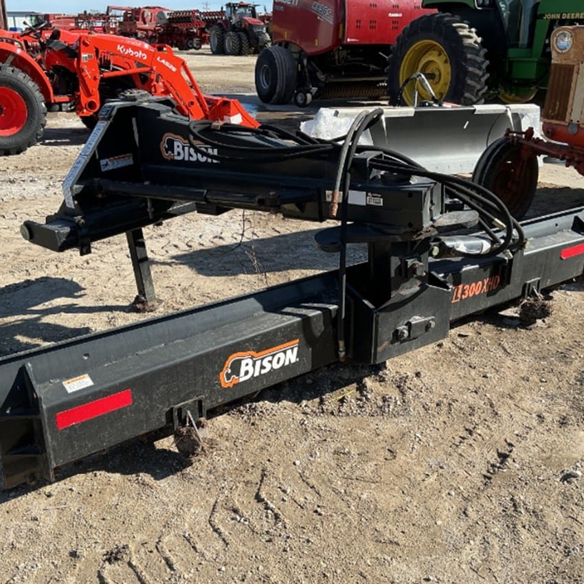 Bison 300XHD Equipment Image0