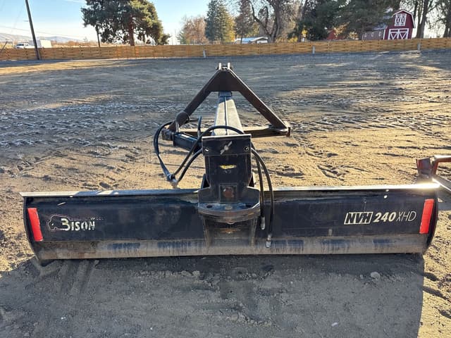 Image of Bison NVH 240X HD equipment image 3