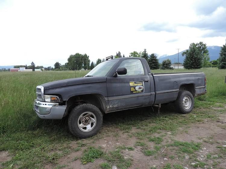 Dodge Ram 1500 Equipment Image0