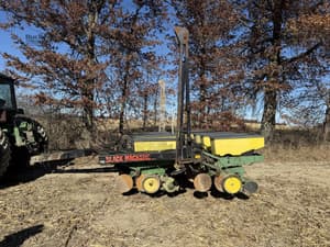 Black Machine 12F30 Image