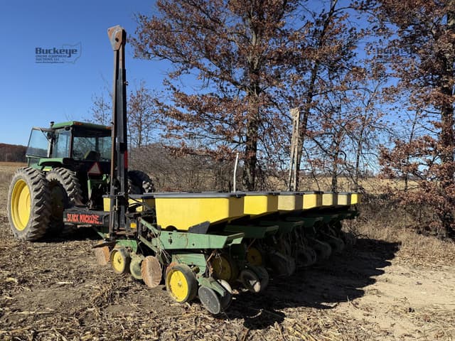 Image of Black Machine 12F30 equipment image 2