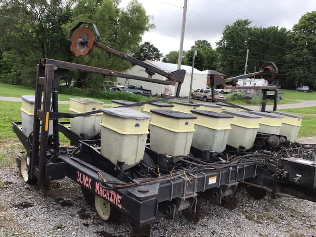 Image of Black Machine Undetermined equipment image 1