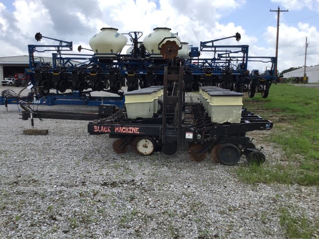 Image of Black Machine Undetermined equipment image 4