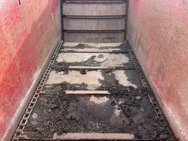 Image of Blair Feed-R-Wagon equipment image 3