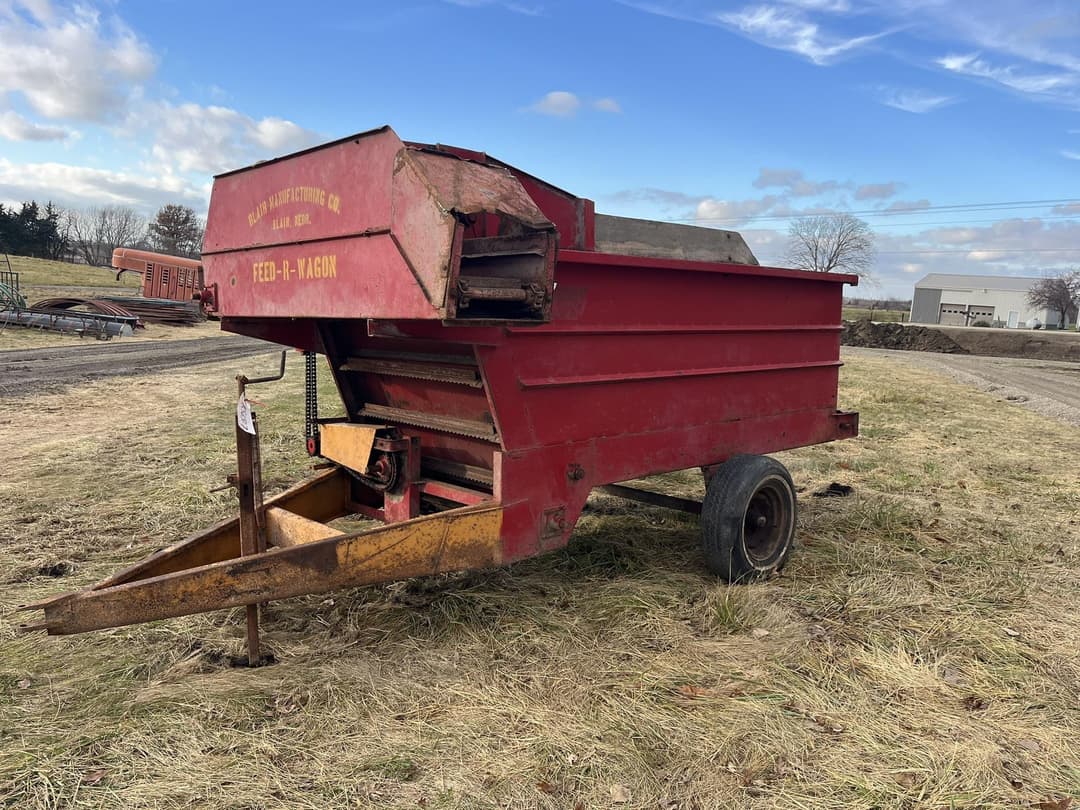Image of Blair Feed-R-Wagon Primary image