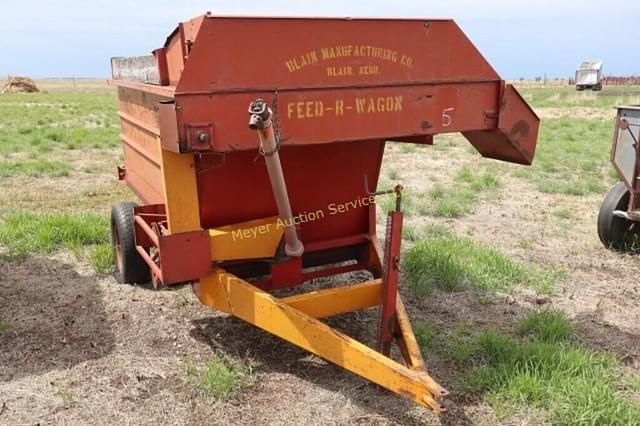 Image of Blair Feed-R-Wagon equipment image 1