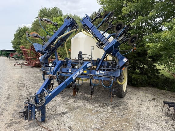Blu-Jet AT4000 Equipment Image0