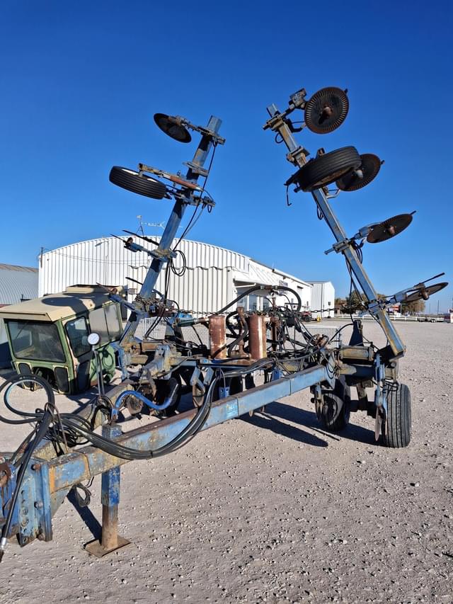 Image of Blu-Jet Little Husky equipment image 1