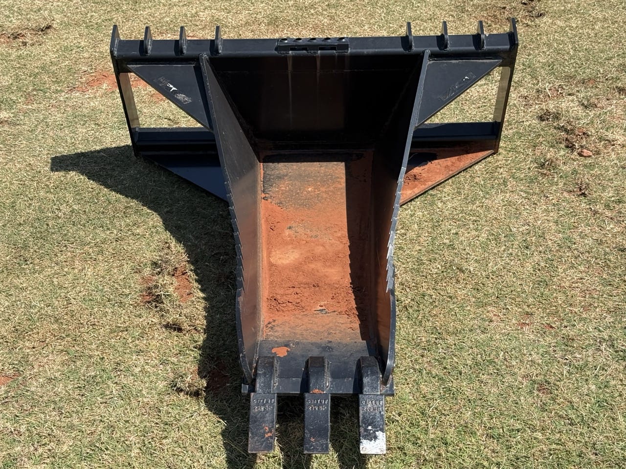 Blue Diamond 102005 Equipment Image0