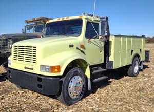 2001 International 4900 Image
