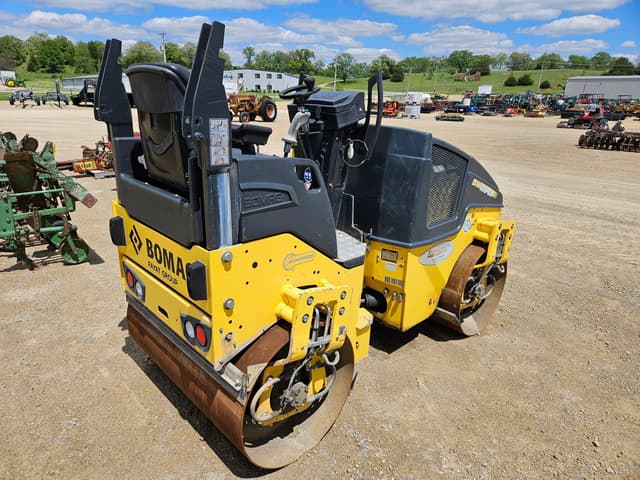 Image of Bomag BW120SL equipment image 4