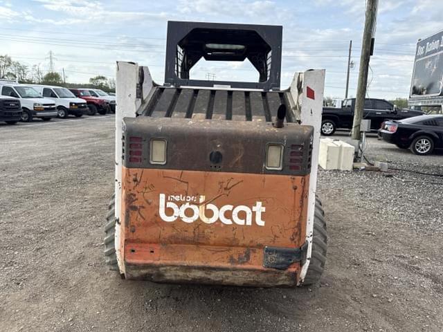 Image of Bobcat 853 equipment image 2
