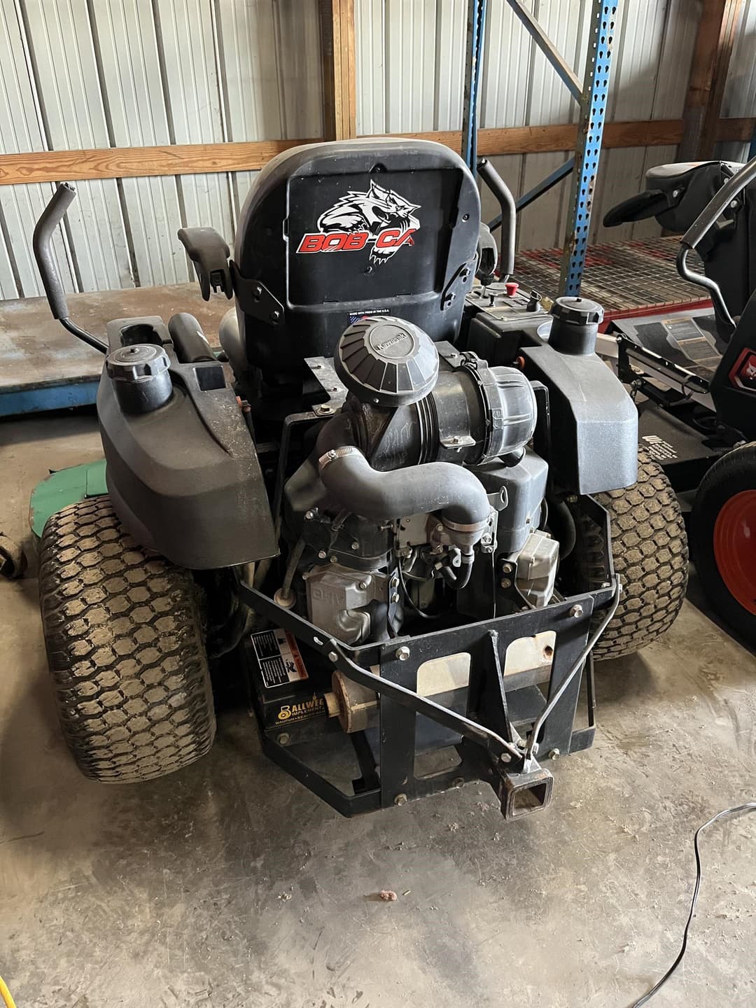 Image of Bobcat Predator-Pro Image 1