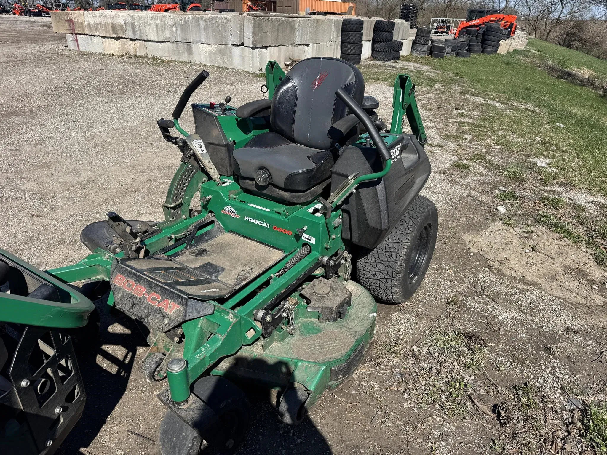 2021 Bobcat ProCat 6000 Equipment Image0