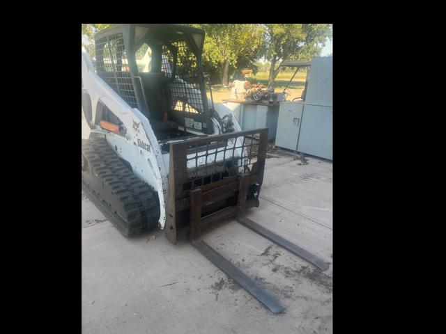 Image of Bobcat T190 equipment image 1