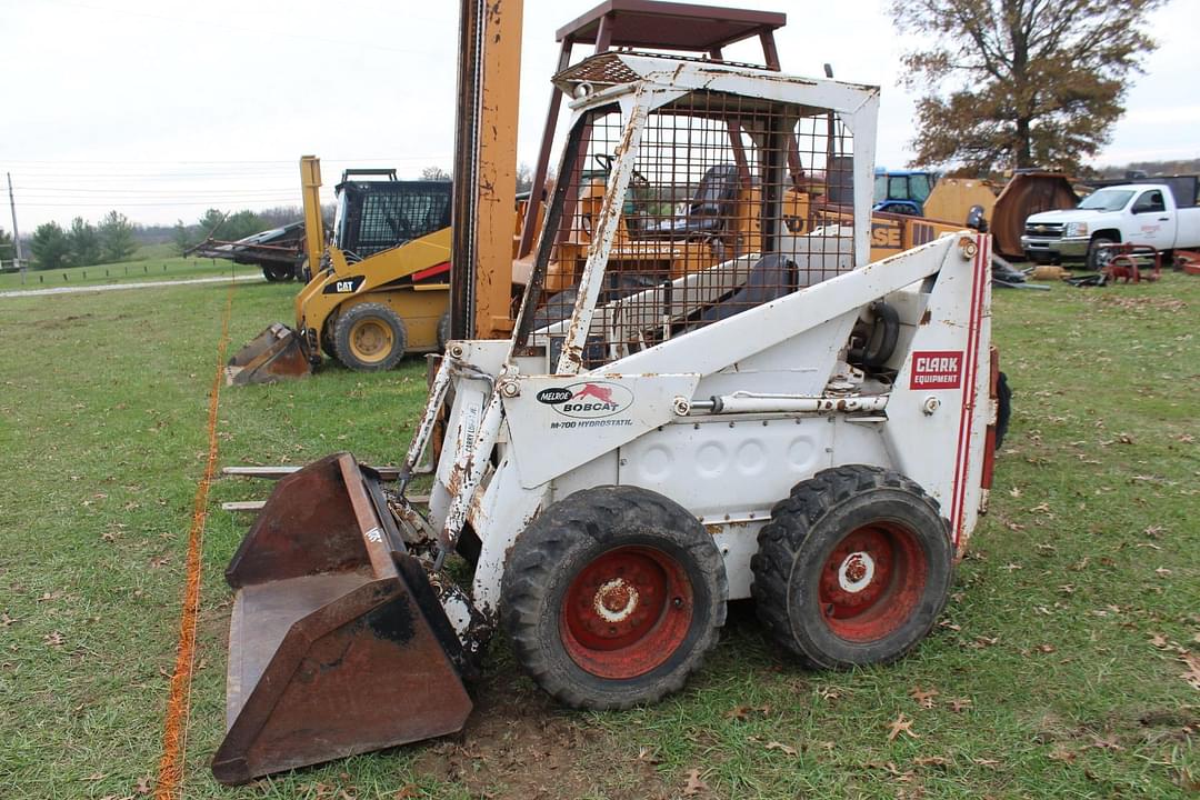 Image of Bobcat M-700 Primary image