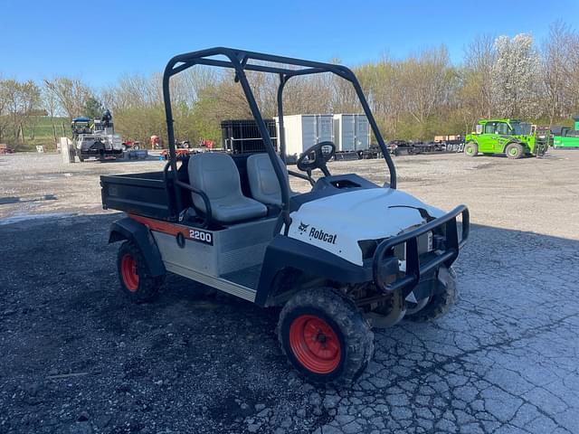 Image of Bobcat 2200 equipment image 1