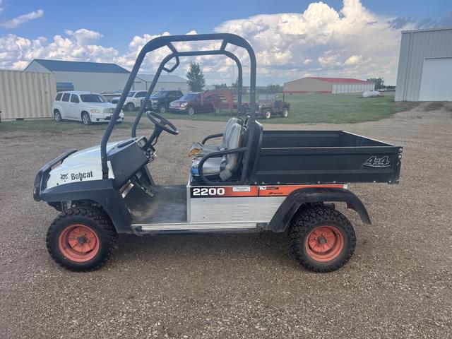 Image of Bobcat 2200 equipment image 1