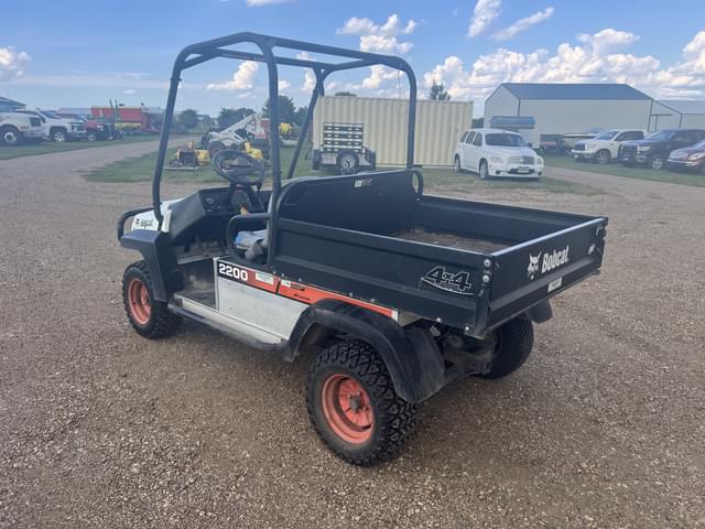 Image of Bobcat 2200 equipment image 2