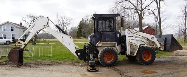 Image of Bobcat 2400 equipment image 2