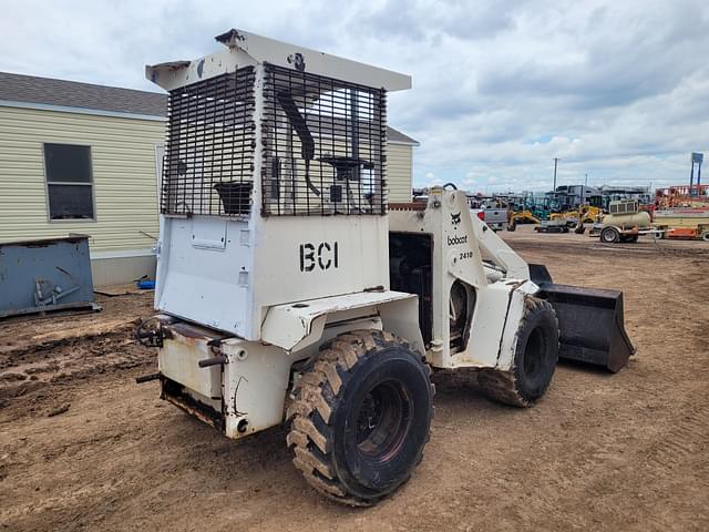 Image of Bobcat 2410 equipment image 3