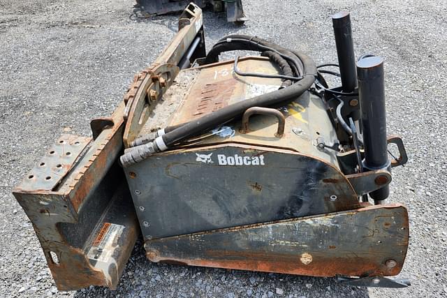Image of Bobcat 24PLA equipment image 1